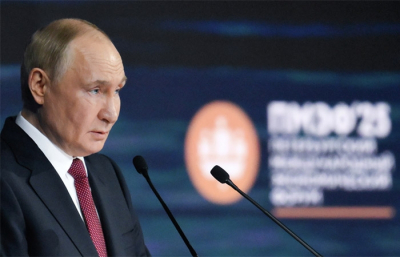 Путин подчеркнул необходимость предотвращения рисков стагнации и рецессии в экономике