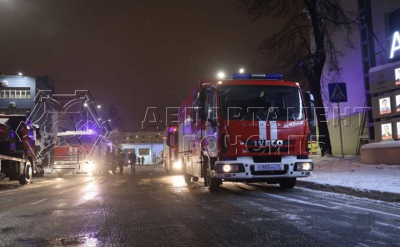 На востоке Москвы загорелось промышленное предприятие