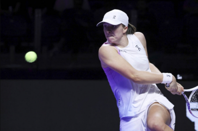 &quot;Это позор для тенниса&quot;: Кафельников возмутился допинг-скандалом с Швентек