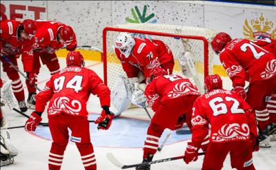 Глава хоккейного клуба сообщил, когда примут решение о снятии с чемпионата России