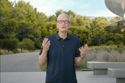 Apple установила рекорд, заработав $102 млрд за квартал